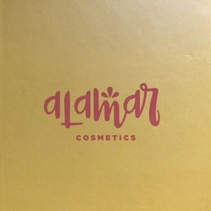 Alamar - Reina del Caribe Eye Shadow Palette